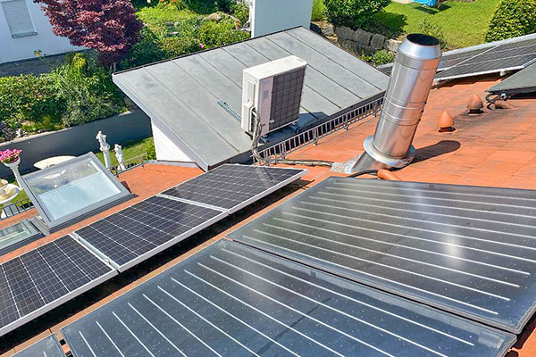 <p>Generadoras de Chile en picada por propuesta de paneles solares en proyecto de subsidio eléctrico: "Una muestra más de la incoherencia regulatoria"</p>