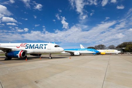 Argentina: las low cost suman aviones para cubrir el espacio que empieza a dejar Aerolíneas
