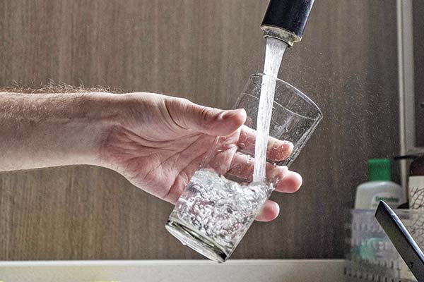 Alza de 5% en tarifas de Aguas Andinas anticipa posibles incrementos en otras sanitarias del país