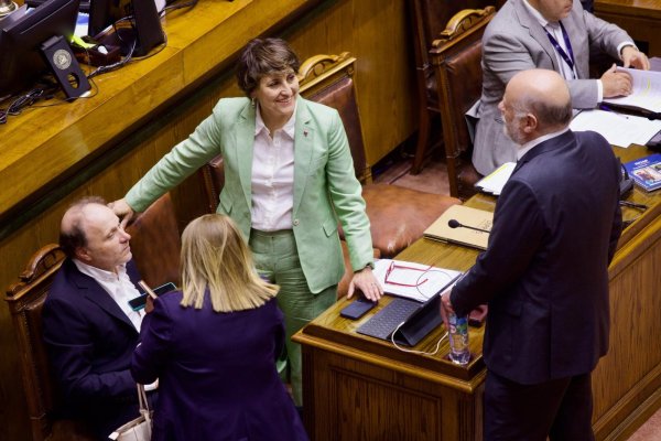 <p>Presupuesto 2025: Gobierno logra respaldo y recursos para salud se aprueban por unanimidad</p>
