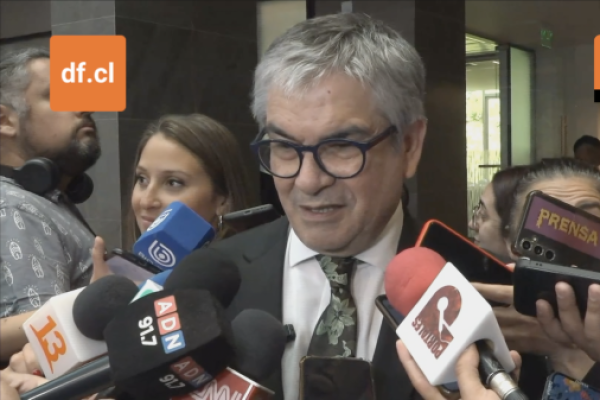 <p>Ahora en DF | Marcel sobre polémica por pesimismo ideológico: “Lo importante es lo que somos capaces de construir sólidamente y mirando los intereses del país”</p>