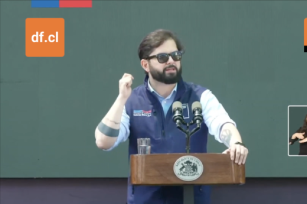 <p>Ahora en DF | Tras críticas de empresarios, Boric modera sus palabras sobre pesimismo ideológico y les llama aliados estratégicos</p>