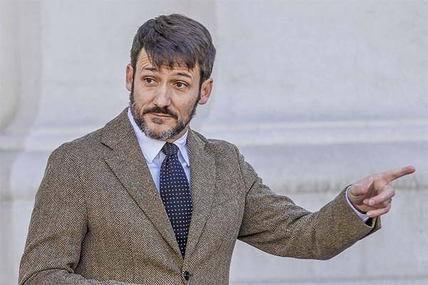 Ministro Pardow: “Ejecutivo tiene disposición para aplazar discusión sobre PMDG”