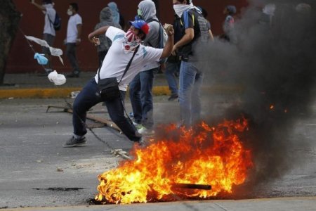 EEUU impone sanciones a 21 funcionarios venezolanos por su rol en la represión electoral