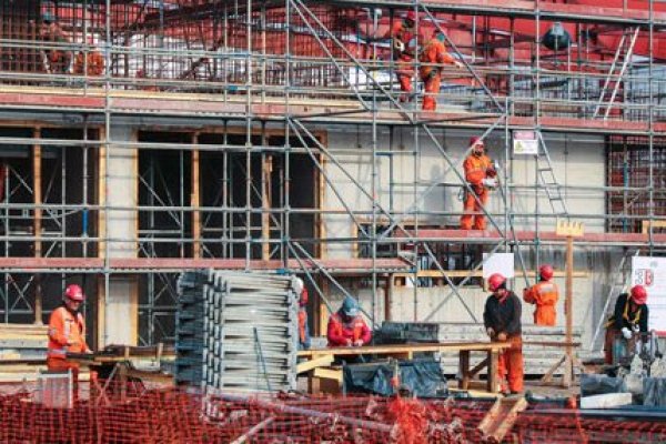 <p>INE: Tasa de desocupación nacional baja a 8,6% en el trimestre agosto-octubre, en línea con estimaciones</p>