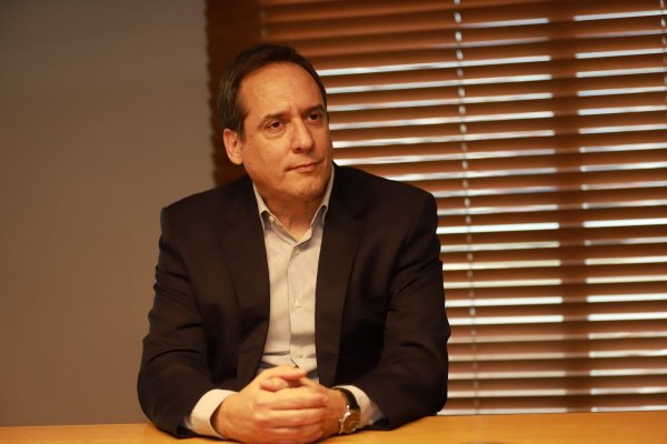 Ex CEO de Cencosud Matías Videla insiste en la Suprema e intenta revertir multa de la CMF