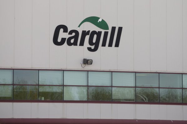 Cargill eliminará miles de puestos de trabajo a nivel mundial a medida que sus ganancias caen por menores precios