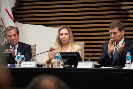 ¿Milei busca rehacer su relación con Lula?: el Presidente de Argentina envía delegación en busca inversiones a Brasil