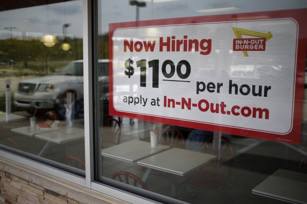 <p>Empresas en EEUU crearon 146 mil puestos de trabajo en noviembre, menos de lo esperado, según reporte ADP</p>