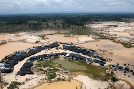 Perú ha reducido en 37% el presupuesto para combatir la minería ilegal en los últimos cinco años