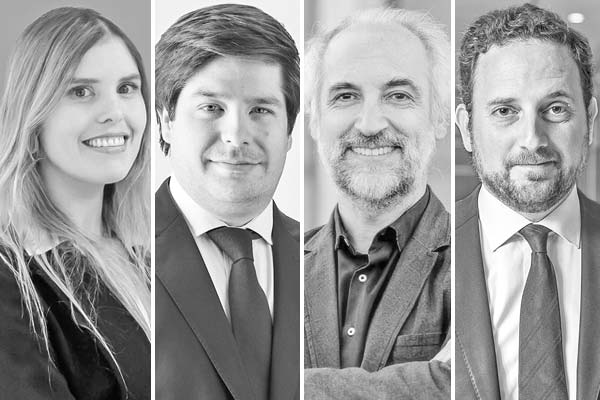 <p>Antonia Nudman, asociada senior del grupo IP, Tech & Data de Albagli Zaliasnik (AZ). José Ignacio Mercado, director del grupo de Protección de Datos de Carey. Maximiliano Santa Cruz, socio de Santa Cruz IP. Rodrigo León, socio del área de Protección de datos, Tecnología y Medios de Silva Abogados.</p>