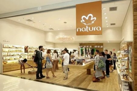 Natura reanuda estudio de opciones para Avon tras fallo de la corte de Quiebras de EEUU