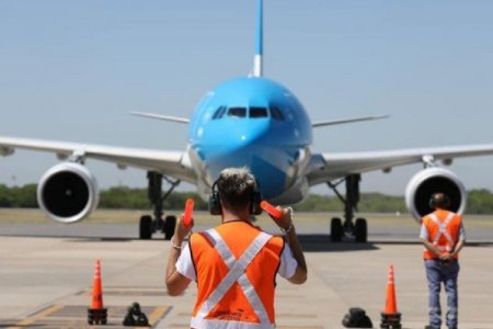 Aerolíneas Argentinas cierra sus oficinas comerciales en seis provincias para mejorar rentabilidad