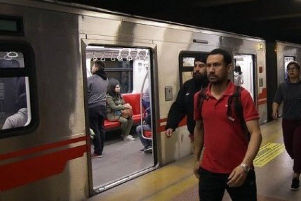 Metro normaliza servicio en L1 y vuelve a estar disponible entre Los Leones y Salvador