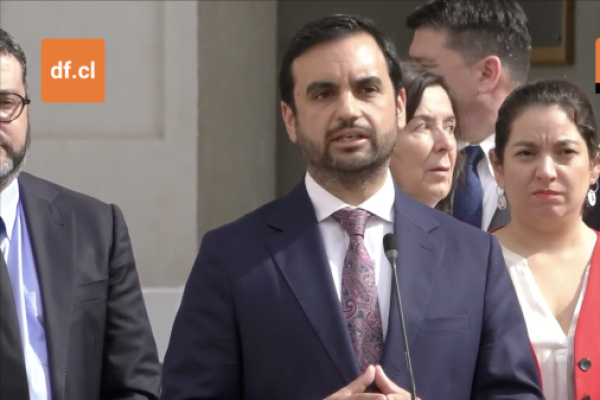 <p>Ahora en DF | Ministro de Justicia señala que La Moneda analizará el fallo del Comité de Ministros por caso Dominga</p>