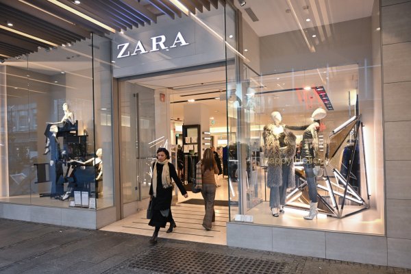 Las ventas de Inditex, propietaria de Zara, decepcionan a octubre, pero la Navidad pinta mejor