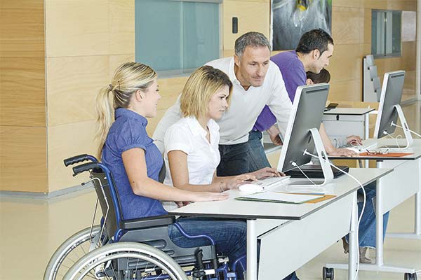 <p>Inclusión laboral con saldo a favor: sube contratación directa y bajan las acciones compensatorias</p>