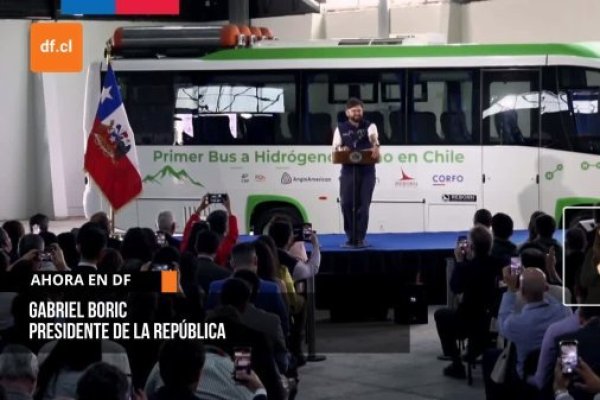 <p>Ahora en DF | Boric participa del lanzamiento del primer bus a hidrógeno hecho en Chile: “Es un ejemplo para el mundo”</p>