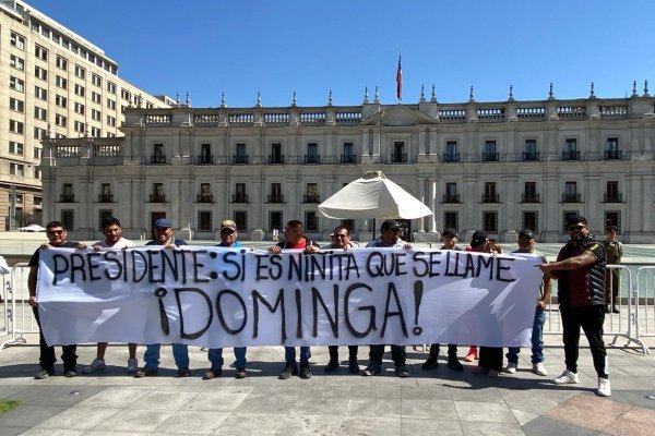 <p>Dominga: pescadores artesanales a favor del proyecto llegan a La Moneda y 25 organizaciones rechazan fallo del tribunal</p>