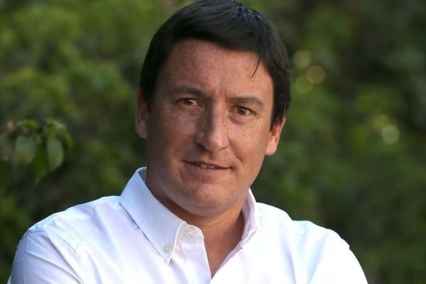 <p>Arturo Squella dispara contra Chile Vamos y le responden: Republicanos no entienden quién es el adversario</p>