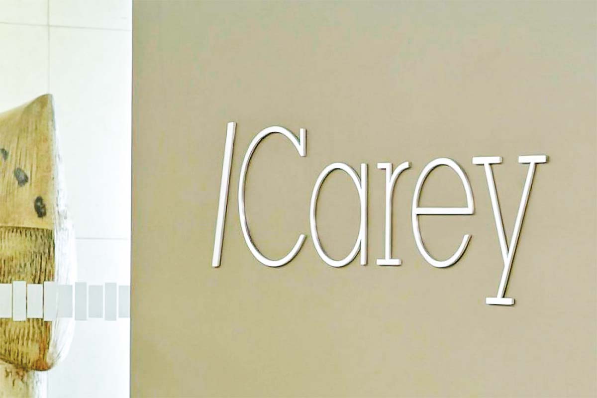 <p>Abogada que demandó a Carey llegó a acuerdo con estudio</p>