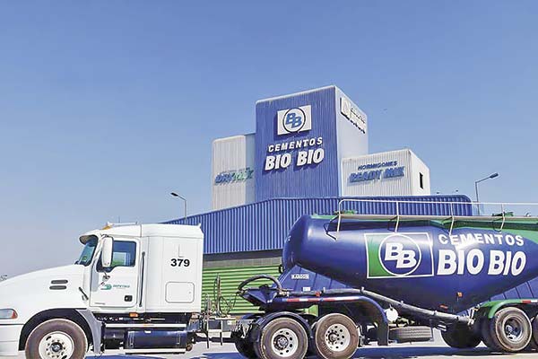 <p>La fallida arremetida peruana por Cementos Bío Bío: OPA lanzada por Yura alcanza tan solo el 0,8% de las acciones</p>