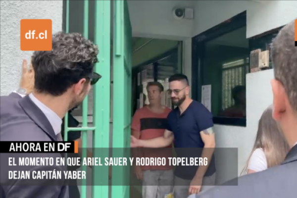 <p>Ahora en DF | Caso Factop: El momento en que Ariel Sauer y Rodrigo Topelberg dejan Capitán Yaber</p>