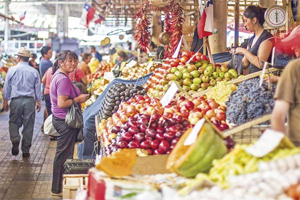 Gobierno reactiva la discusión sobre un nuevo régimen tributario para las ferias libres