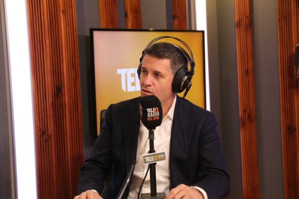 <p>@Tele13_Radio</p>
