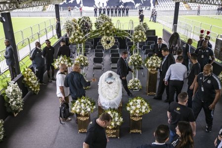 En 2024 murieron icónicos personajes como Osamu Suzuki y Piedad Córdoba