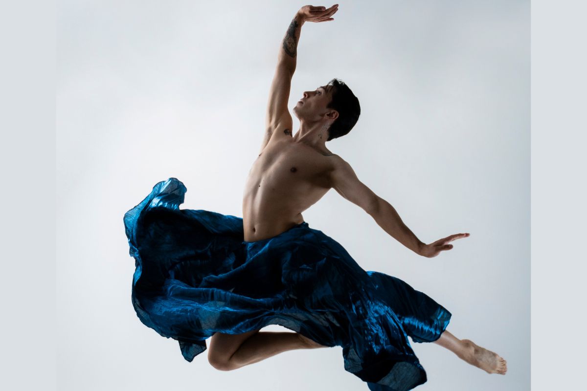 <p>Sebastián Bravo, el bailarín de Talagante que llegó al escenario más importante de Montreal</p>