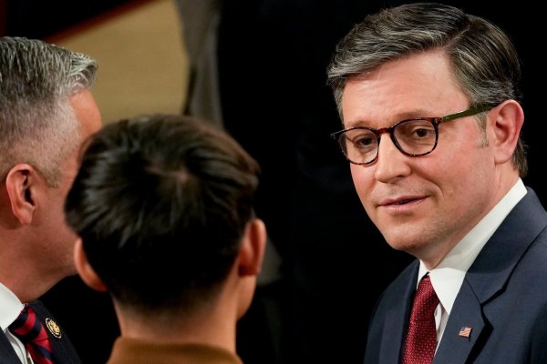 Con apoyo de Trump, republicano Mike Johnson es reelecto presidente de la Cámara de Representantes en EEUU