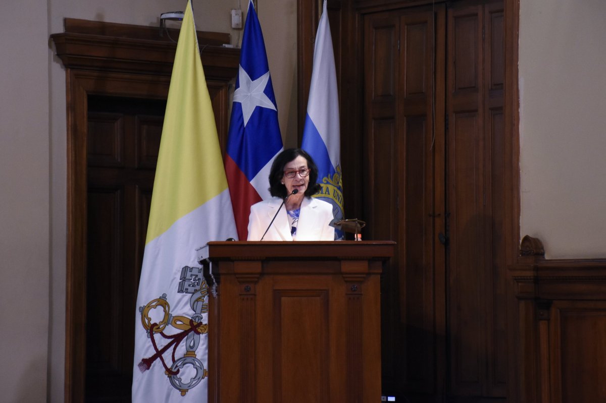 <p>Costa y el dólar: “Tenemos que seguir mirando cómo este proceso sigue hacia adelante"</p>