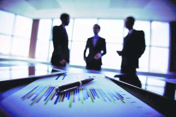 <p>Exejecutivos de AFP y experiencia financiera: los vigilantes de fondos favoritos de las administradoras de pensiones</p>