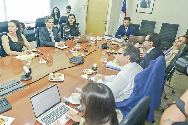 <p>Comité de Ministros otra vez rechaza Dominga y empresa acusa “nefasto precedente, nunca visto en Chile”</p>
