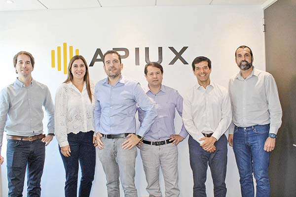 <p>Apiux compra firma de software de emprendedor Endeavor para avanzar con su plan crecimiento a 2027</p>