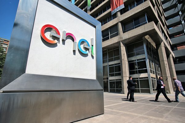 <p>Enel Chile capea el temporal gracias a las lluvias y mayores precios de la energía</p>