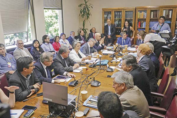 <p>Siete claves de las indicaciones que ingresó el Gobierno a la reforma de pensiones tras acuerdo con Chile Vamos</p>