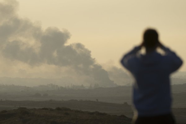 <p>Israel y Hamás alcanzan acuerdo para un alto al fuego en Gaza y pactan la liberación de rehenes</p>