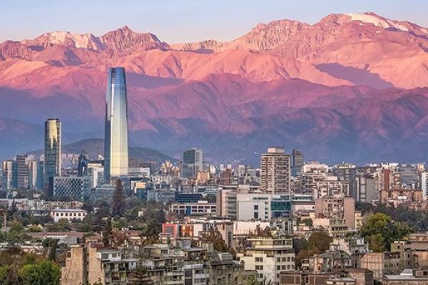 <p>Banco Mundial estima que Chile crecerá 2,2% este año y apunta a riesgo por caída de la demanda en China</p>