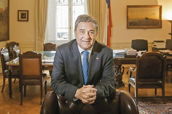 <p>Juan Antonio Coloma (UDI): “Obviamente uno no puede aspirar a la unanimidad, pero sí a un esfuerzo amplio"</p>