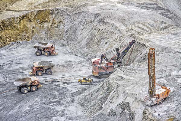 <p>Las mayores M&A de la década en la minería del cobre: deals con activos en Chile superan los US$ 11.000 millones</p>