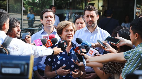 <p>Matthei se reúne con RN y la UDI y en marzo presentaría propuestas económicas</p>