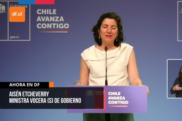 <p>Ahora en DF | Gobierno no descarta que Boric pida al Congreso sesionar de forma extraordinaria para despachar la reforma de pensiones en enero</p>