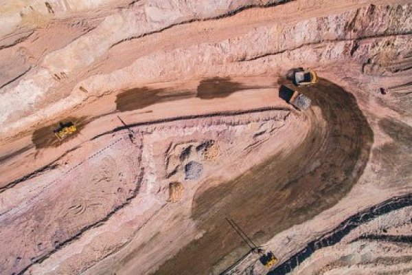 Antofagasta Minerals ingresa proyecto clave para caracterizar recursos en yacimiento Cachorro