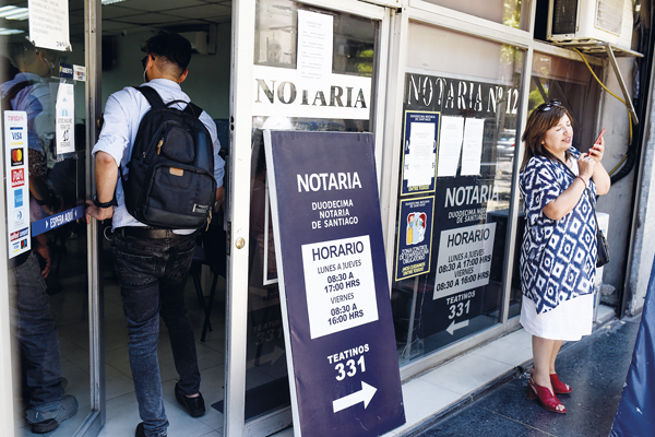 Reforma de notarios: comisión mixta resolverá en marzo la división del Conservador de Santiago