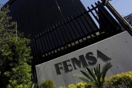 Cambio de mando en Femsa Salud: Daniel Belaúnde dejará la división y asumirá en su reemplazo el español Jacobo Caller