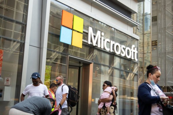 Resultados de Microsoft decepcionan a medida que se enfría el crecimiento de su unidad clave de computación en la nube