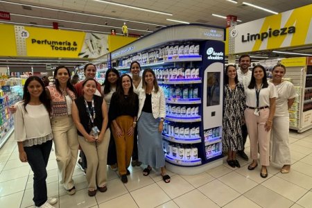 Perú: P&G y Cencosud apuestan por transformar el punto de venta con anaqueles interactivos y futuristas