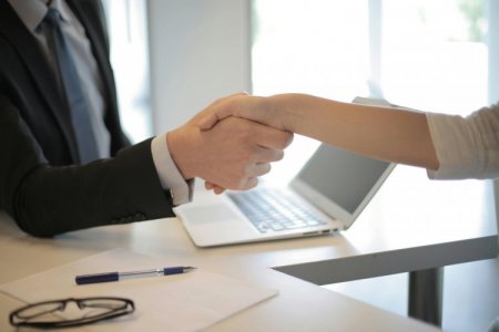 Menos deals, más capital: Brasil, Chile y México lideraron el mercado de fusiones y adquisiciones en Latinoamérica en 2024